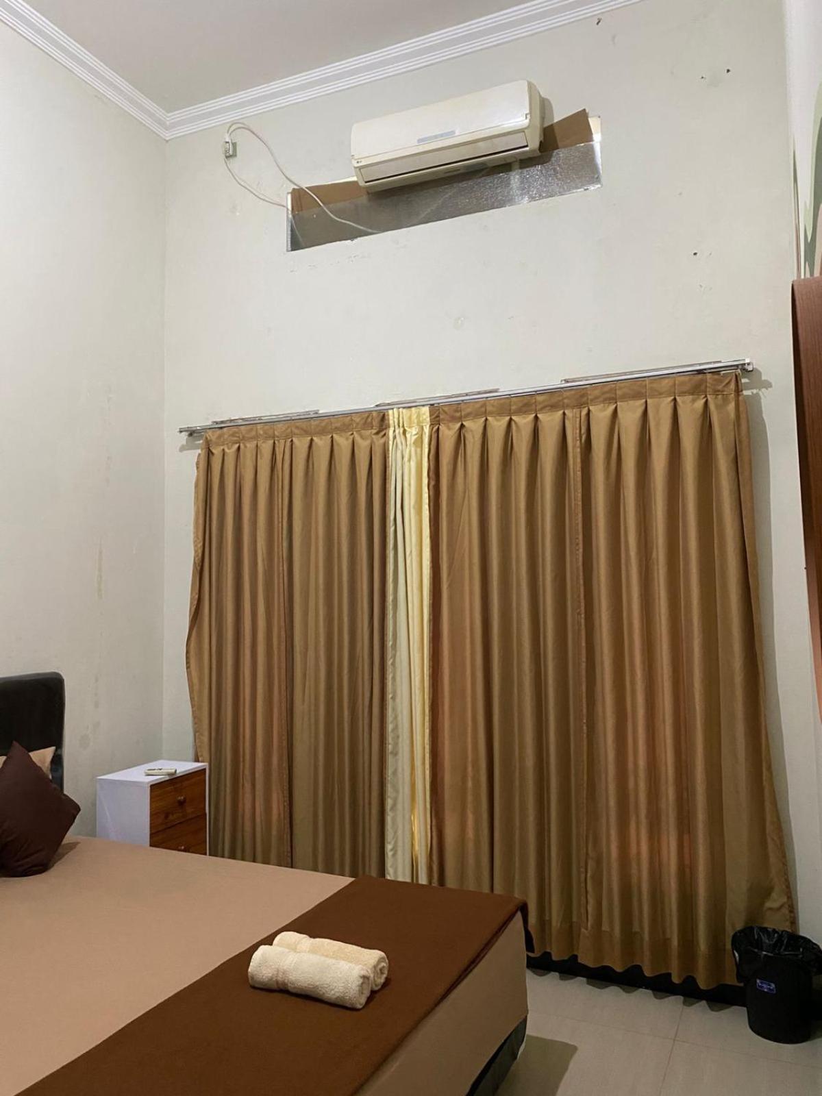 Zzz Hostel Malang Luaran gambar
